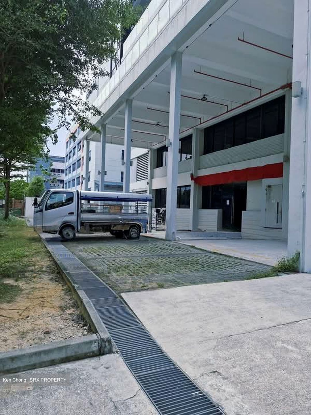 Singapore Handicrafts Building (D14), Factory #584408771